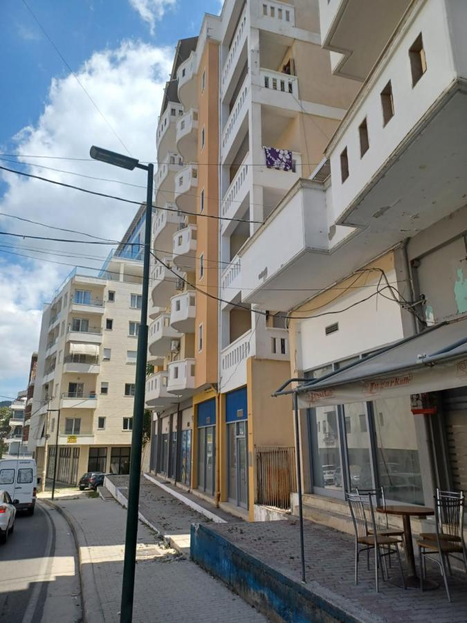 Ari Apartaments Vlorë 外观 照片