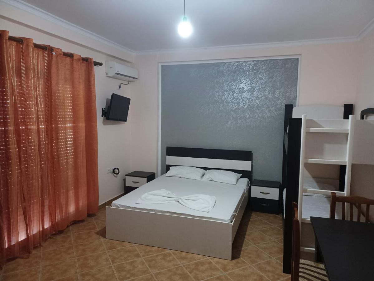 Ari Apartaments Vlorë 外观 照片