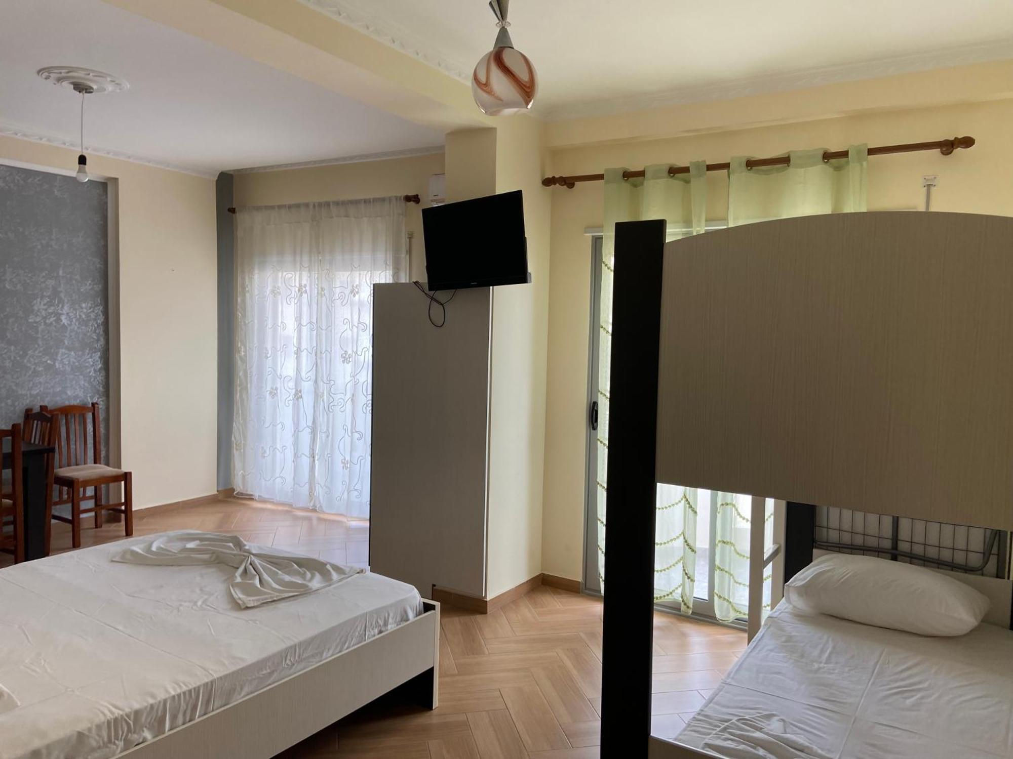 Ari Apartaments Vlorë 外观 照片