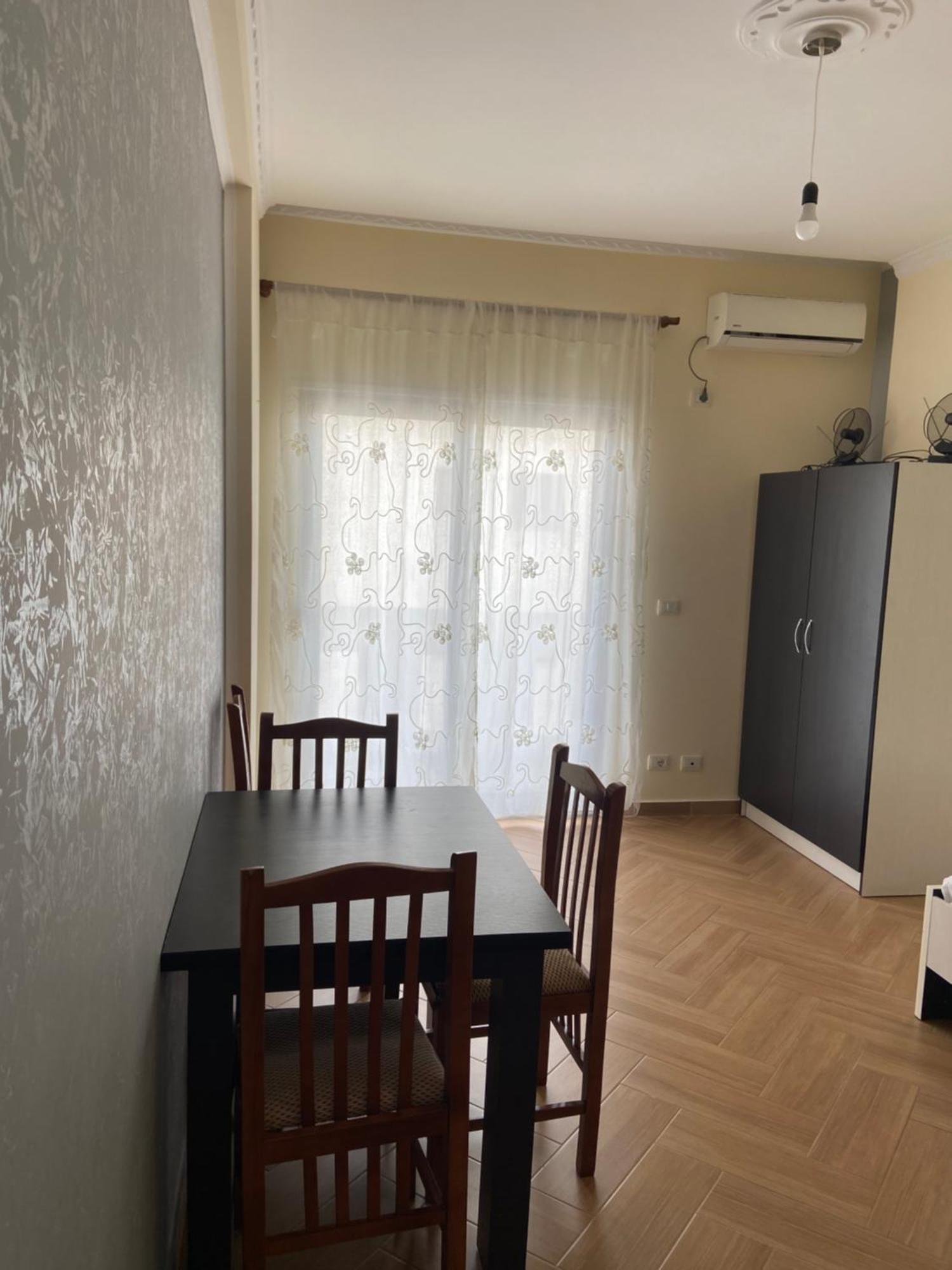 Ari Apartaments Vlorë 外观 照片